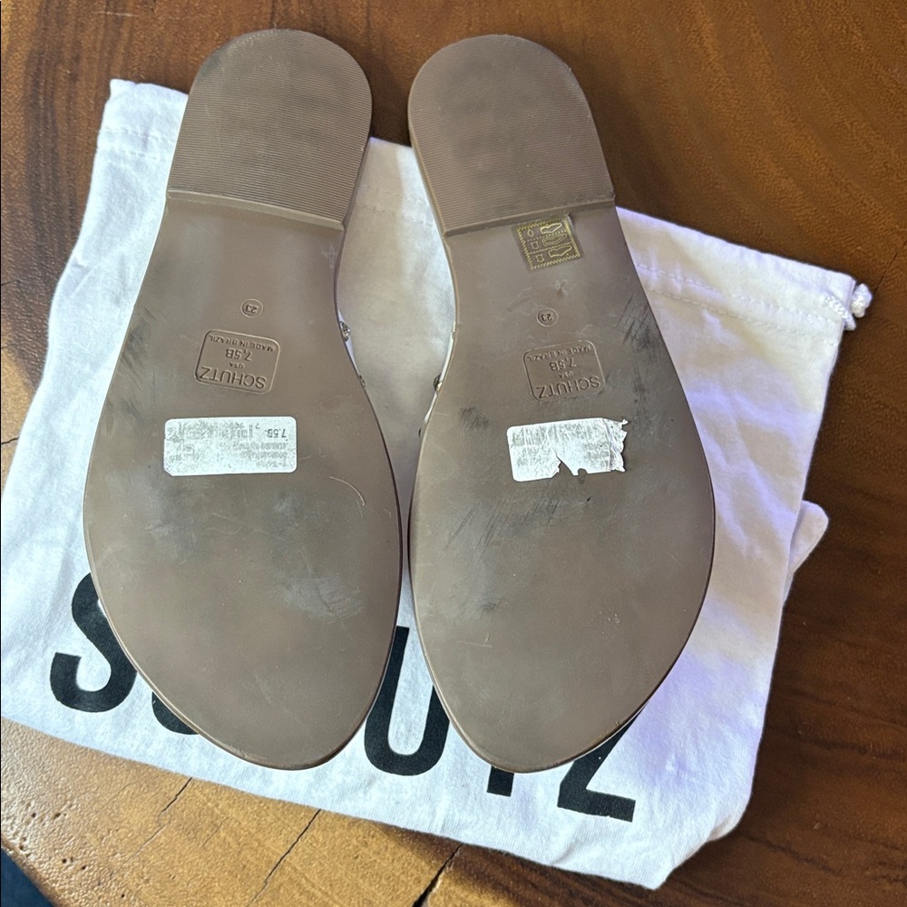 Schutz Marilu White studded leather slide sandal Size 7.5 New - Picture 5 of 5
